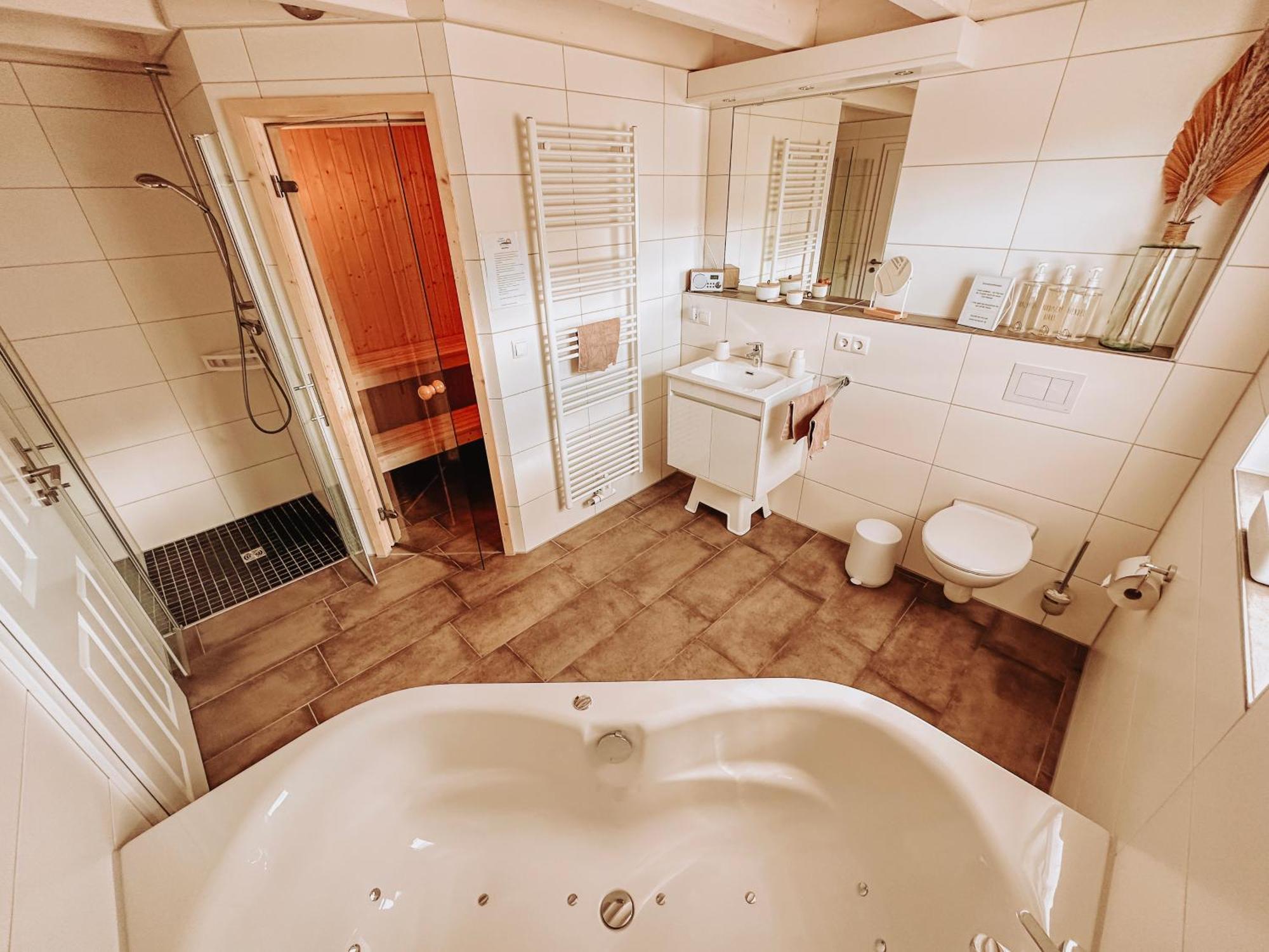 נורדהורן Malerisch Am See Mit Kamin, Sauna & Whirlpool מראה חיצוני תמונה